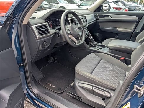 Certified 2021 Volkswagen Atlas S image 6