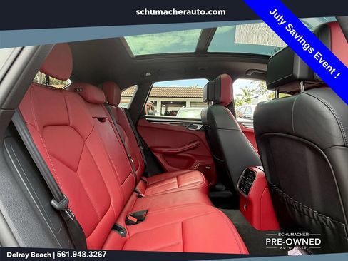 Used 2022 Porsche Macan S AWD/4WD image 16
