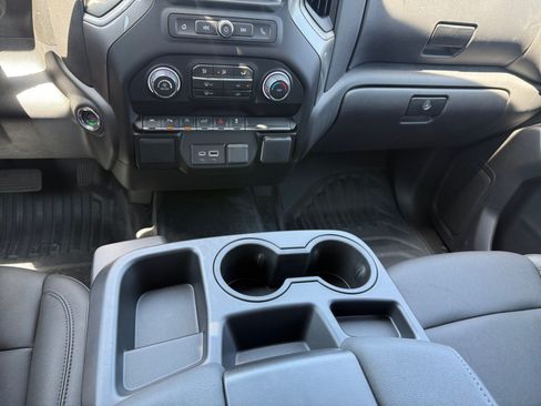 Used 2026 Chevrolet Silverado 1500 W/T w/ WT Value Package AWD/4WD image 21