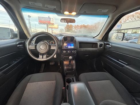 Used 2014 Jeep Patriot Sport w/ Power Value Group image 13