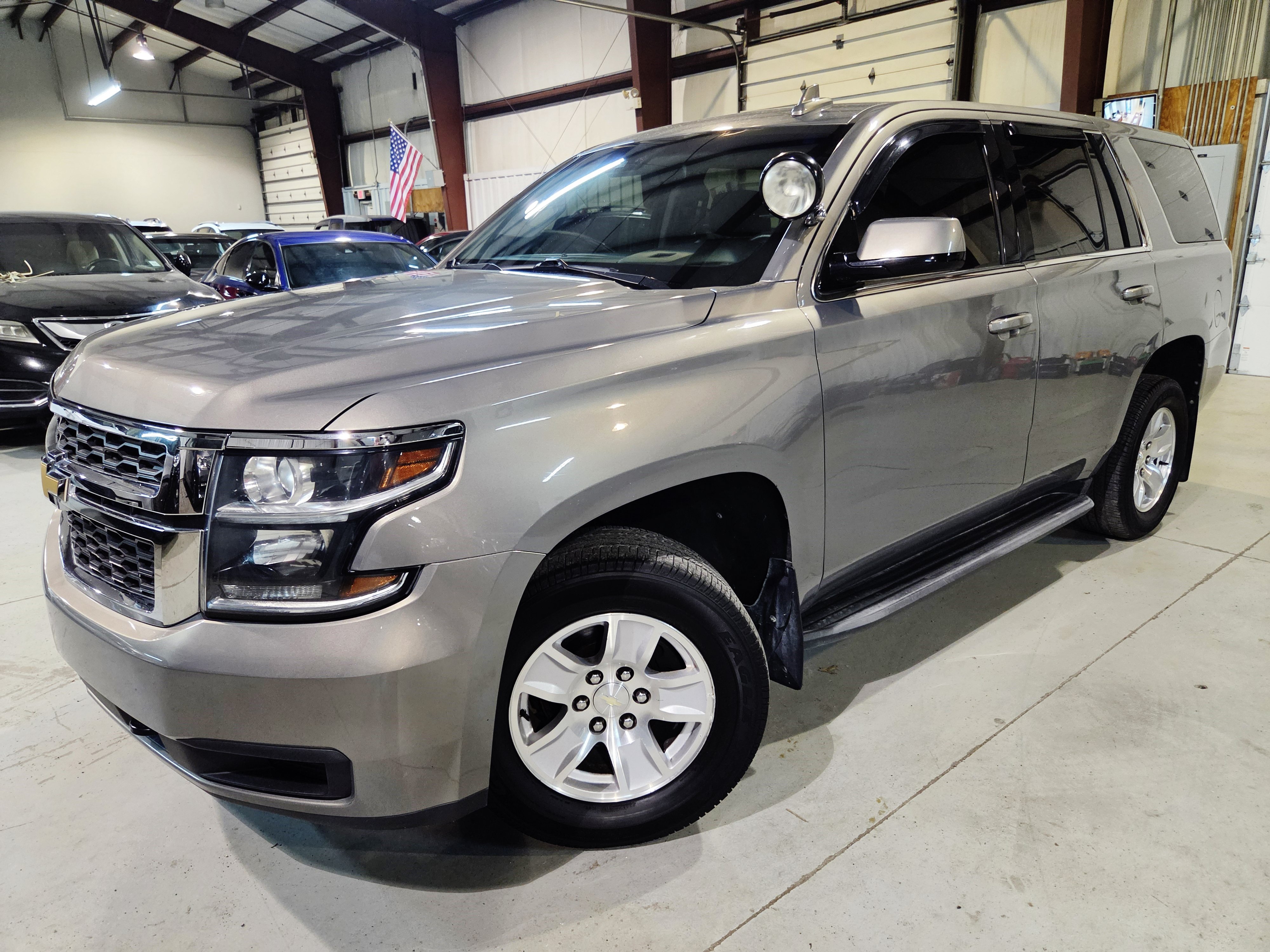 Used 2019 Chevrolet Tahoe 4WD w/ Enhanced Driver Alert Package image 1