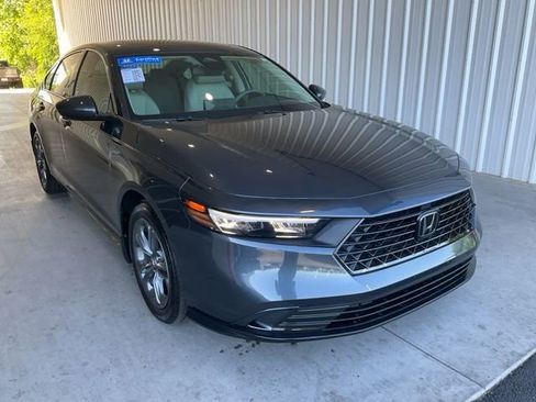 Certified 2023 Honda Accord EX image 26