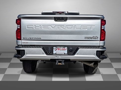 Used 2023 Chevrolet Silverado 3500 High Country w/ Technology Package image 5
