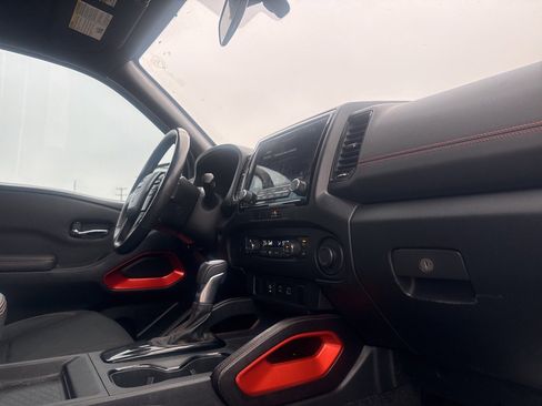 Certified 2022 Nissan Frontier Pro-X w/ Technology Package image 22