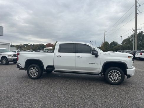 Used 2021 Chevrolet Silverado 2500 High Country w/ Z71 Off-Road Package image 4