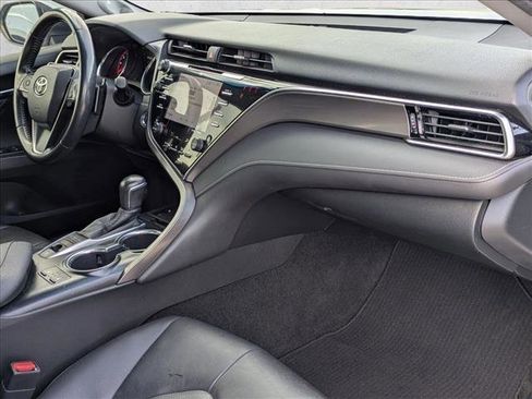 Used 2018 Toyota Camry XSE image 21