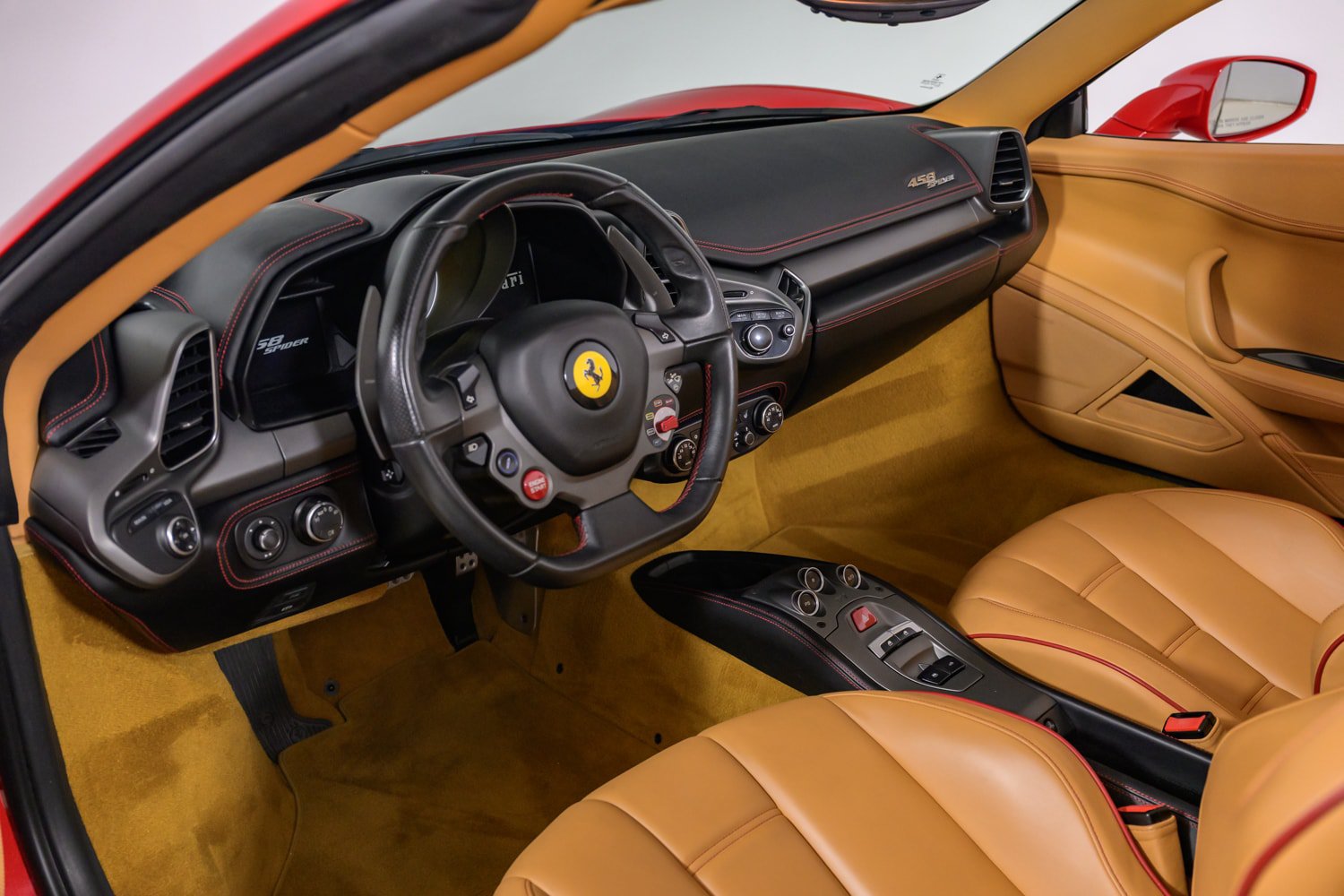 Used 2013 Ferrari 458 Spider RWD image 27