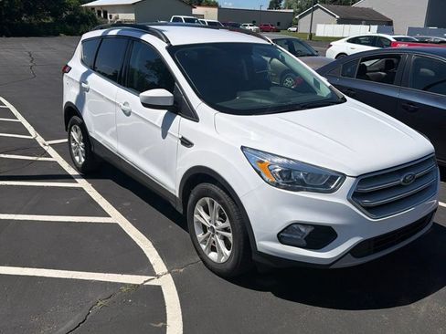 Used 2019 Ford Escape SEL AWD/4WD image 4