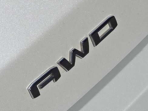 Certified 2023 GMC Acadia Denali w/ Denali Technology Package image 10