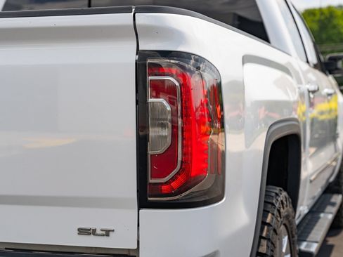 Used 2018 GMC Sierra 1500 SLT w/ Texas SLT Premium Package AWD/4WD image 14