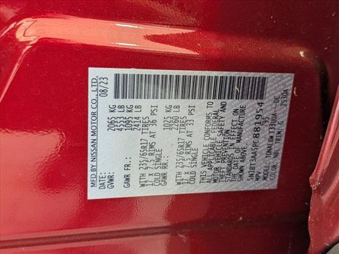 Used 2023 Nissan Rogue S FWD image 15