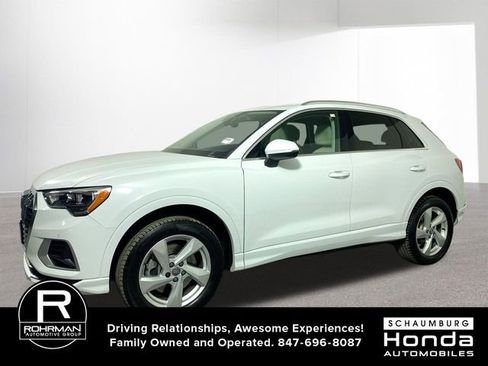 Used 2020 Audi Q3 2.0T Premium w/ Convenience Package image 1
