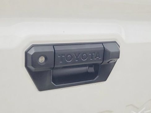Used 2024 Toyota Tacoma SR RWD image 9