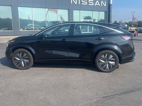 Certified 2023 Nissan Ariya FWD image 3