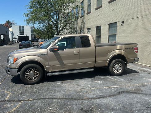 Used 2011 Ford F150 Lariat w/ Lariat Plus Pkg AWD/4WD image 7