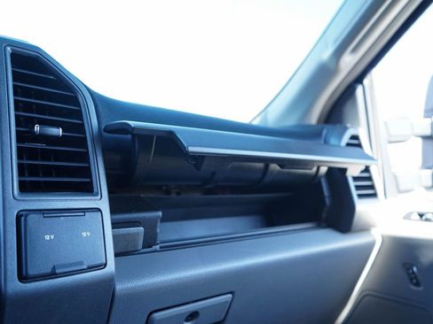 Used 2020 Ford F250 XL w/ Power Equipment Group image 23