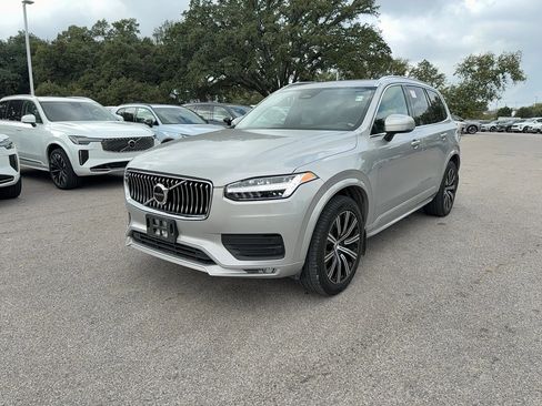 Certified 2023 Volvo XC90 B5 Core image 2