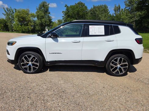Used 2024 Jeep Compass Limited w/ Elite Group AWD/4WD image 6