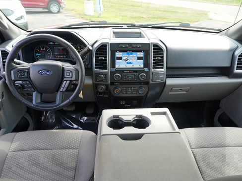 Used 2016 Ford F150 XLT w/ Equipment Group 302A Luxury AWD/4WD image 25