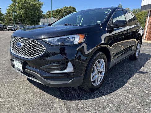 Used 2024 Ford Edge SEL image 10