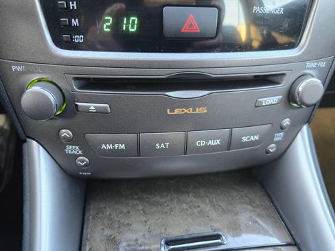 Used 2011 Lexus IS 250 w/ Premium Pkg Value Edition image 16