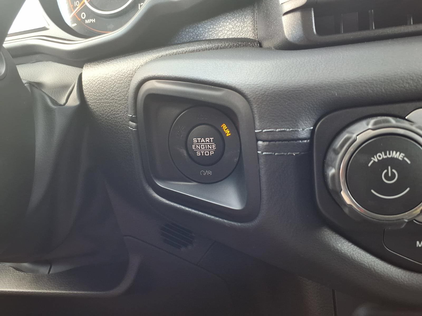 New 2026 Jeep Wrangler Unlimited Sahara AWD/4WD image 19