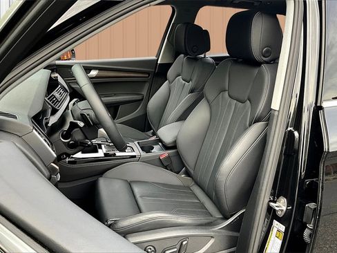 Used 2025 Audi Q5 2.0T Premium Plus w/ Premium Plus Package image 21