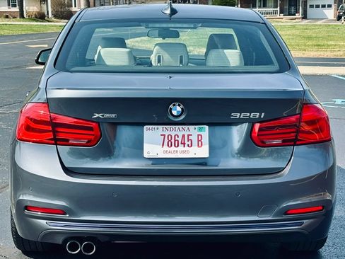 Used 2016 BMW 328i xDrive Sedan AWD/4WD image 9