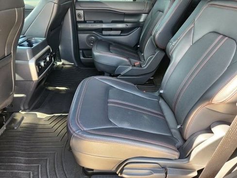 Used 2024 Ford Expedition Limited AWD/4WD image 30