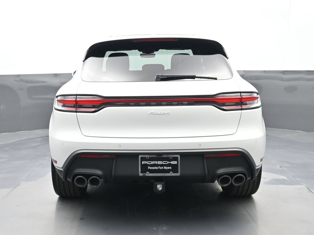 Certified 2026 Porsche Macan AWD/4WD image 22