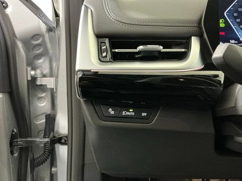 New 2026 BMW X1 xDrive28i w/ Convenience Package AWD/4WD image 17