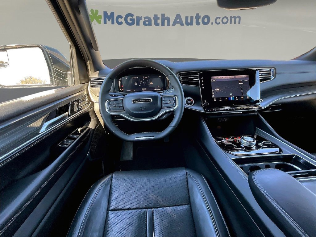 Used 2024 Jeep Wagoneer Series III AWD/4WD image 10
