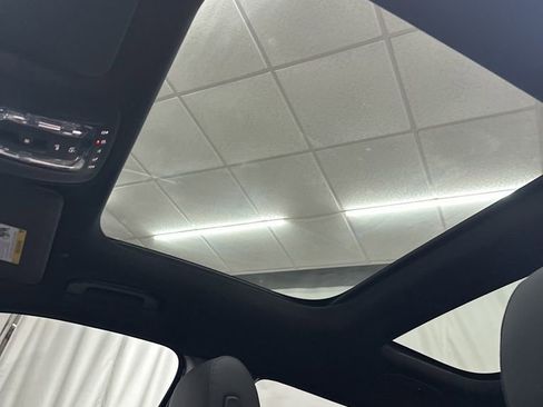 Certified 2026 Mercedes-Benz GLB 250 4MATIC image 22