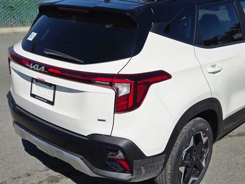 New 2026 Kia Seltos S image 7