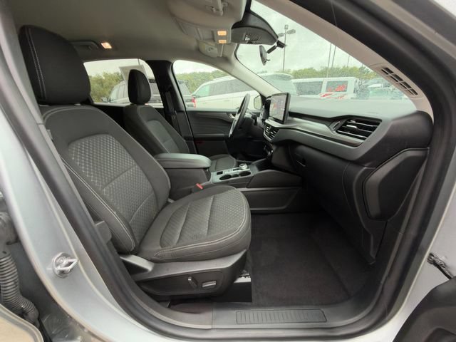 Used 2023 Ford Escape Active w/ Tech Pack #2 FWD image 9