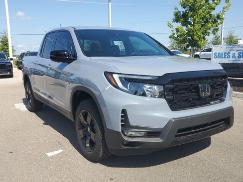 New 2026 Honda Ridgeline Black Edition image 12