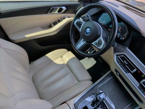 Used 2022 BMW X5 xDrive45e w/ M Sport Package AWD/4WD image 35