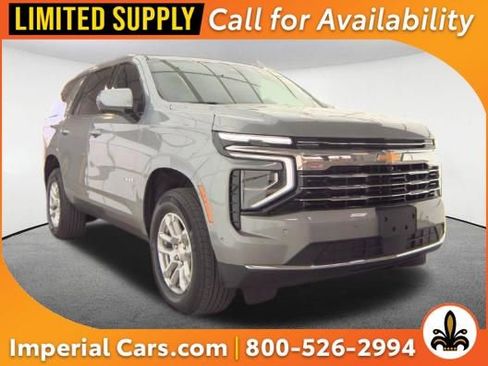 Used 2025 Chevrolet Tahoe LT AWD/4WD image 1