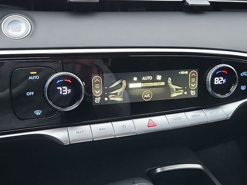 Used 2025 Genesis GV70 2.5T image 14