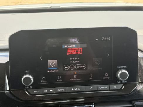 Used 2025 Nissan Pathfinder SV AWD/4WD image 20