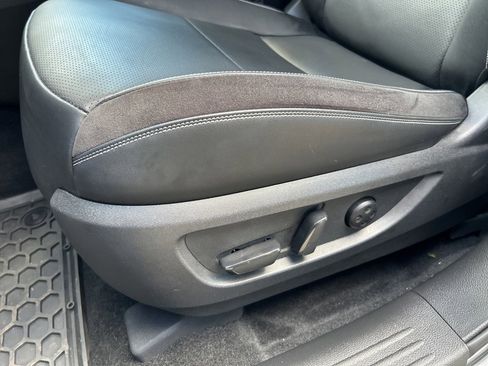 Used 2024 INFINITI QX50 Sport image 23