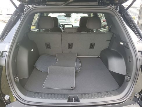 New 2026 Chevrolet Equinox LT w/ Safety and Technology Package image 8