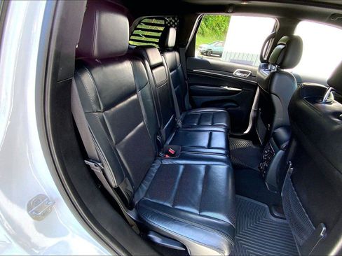 Used 2021 Jeep Grand Cherokee Limited w/ Luxury Group II AWD/4WD image 26