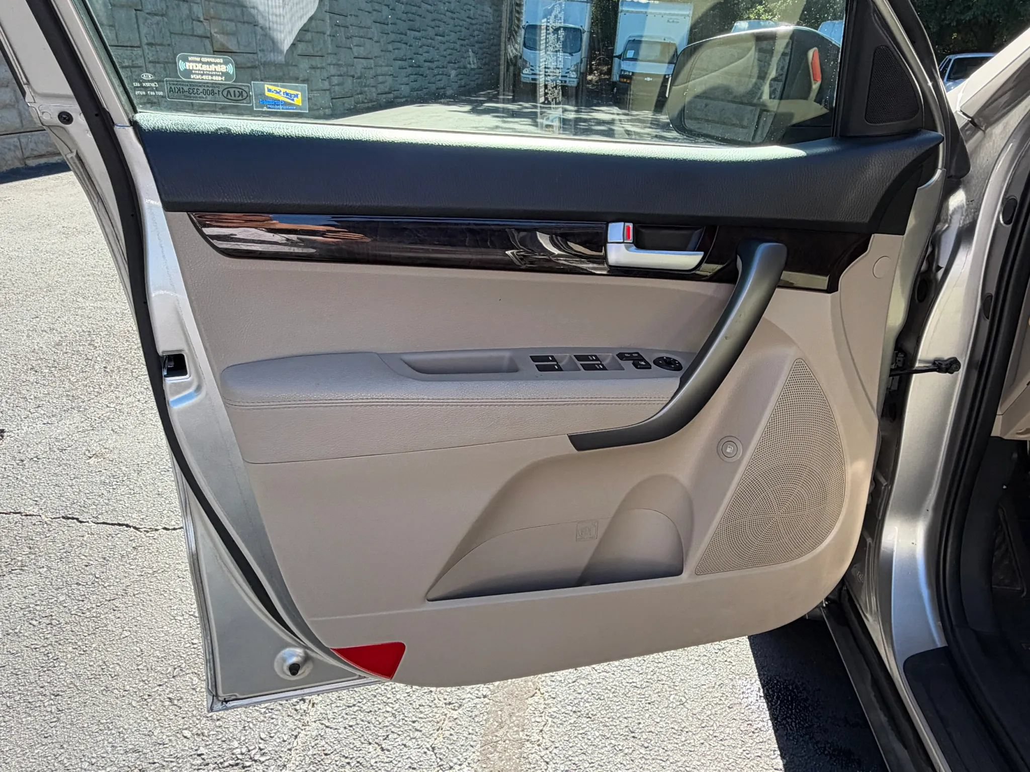 Used 2015 Kia Sorento EX FWD image 27
