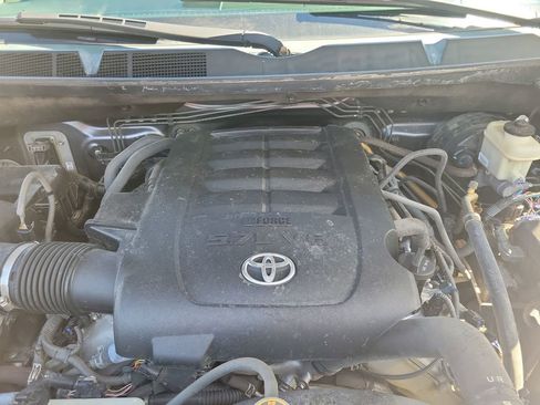Used 2015 Toyota Tundra SR5 image 29