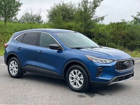 Certified 2023 Ford Escape Active AWD/4WD image 1