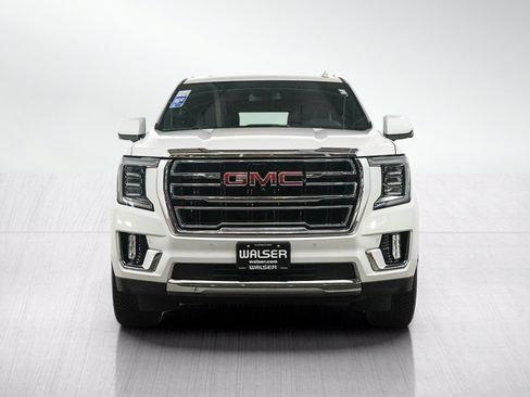 Used 2024 GMC Yukon XL SLT w/ SLT Luxury Package AWD/4WD image 8