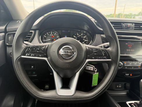 Used 2020 Nissan Rogue S AWD/4WD image 14
