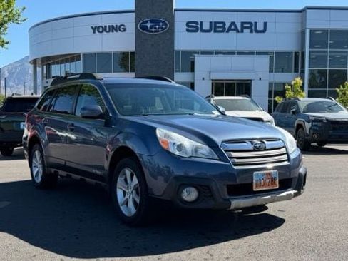 Used 2013 Subaru Outback 2.5i Limited AWD/4WD image 1