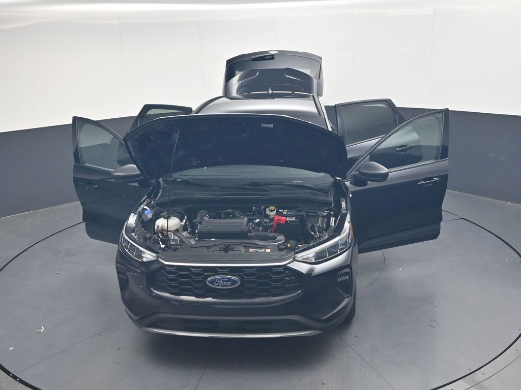 Used 2025 Ford Escape ST-Line FWD image 44